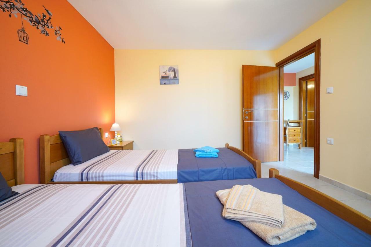 Thomas Apartments Skála Marión Bagian luar foto